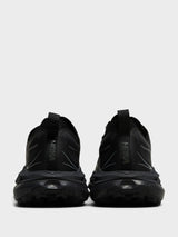 Hoka One One - Mafate Speed 4 Lite U Sneakers in Black and Outer Orbit