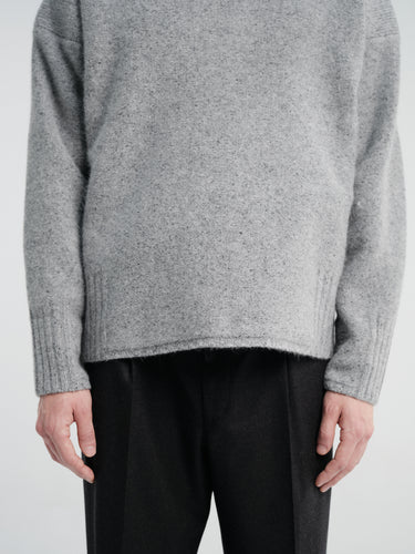 Horses - Tweed V-Neck Pullover in Cloudy