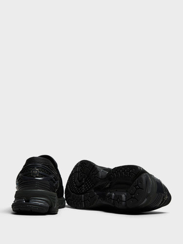 New Balance - 1906 Loafers in Black