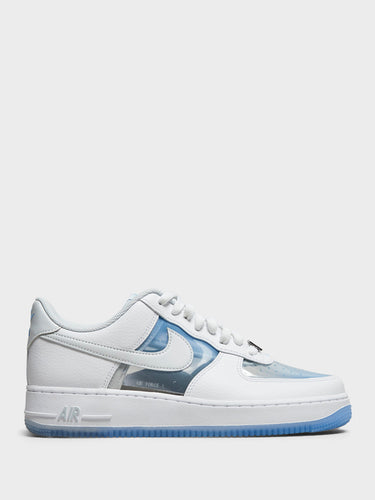 Nike - Air Force 1 Retro QS Sneakers in White, Pure Platinum and Univ Blue