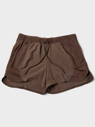 Nike - Dry-Fit Challenger 5-Inch Shorts in Brown and Black Reflective