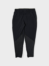 Nike - Dri-Fit Reflect Pants in Black and Reflective Silver