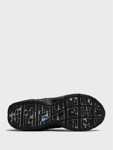 Nike - Air Max SNDR in Black and Silver