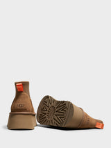 UGG - Classic Mini Dipper Boots in Chestnut