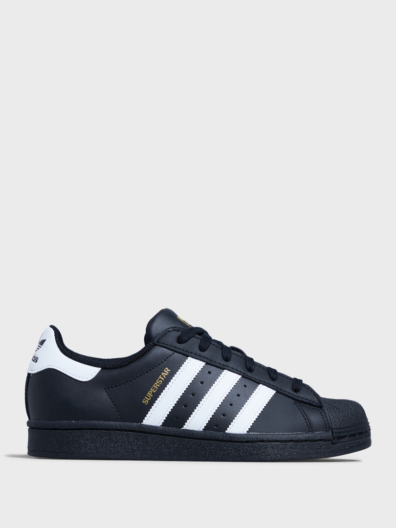 Adidas Superstar Sneakers in Black – Stoy