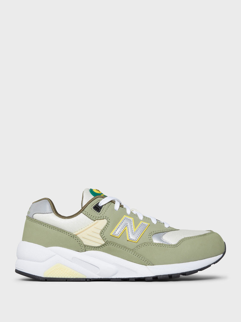 New Balance - 580 Sneakers in Olive Leaf