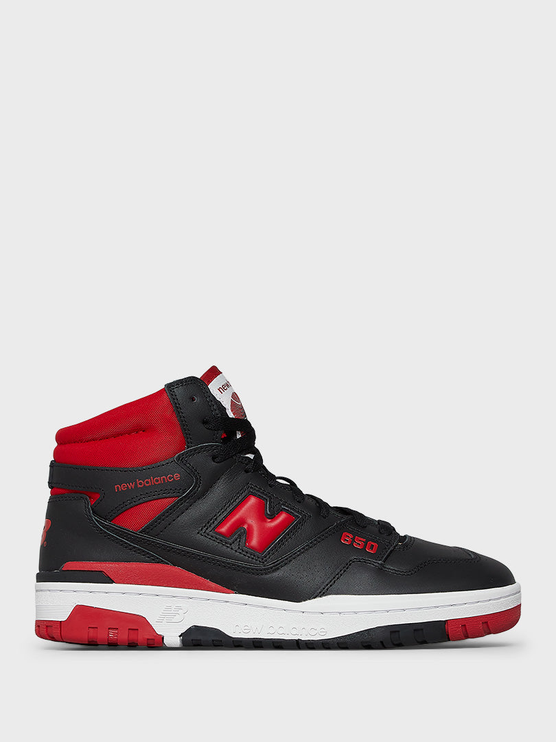 New Balance - 650 Sneakers in Black and Red
