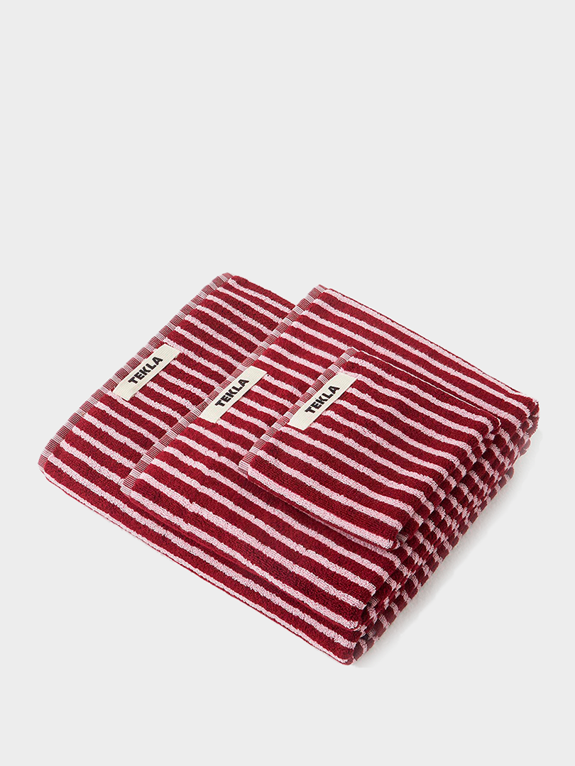 Bath Towel in Red and Rose