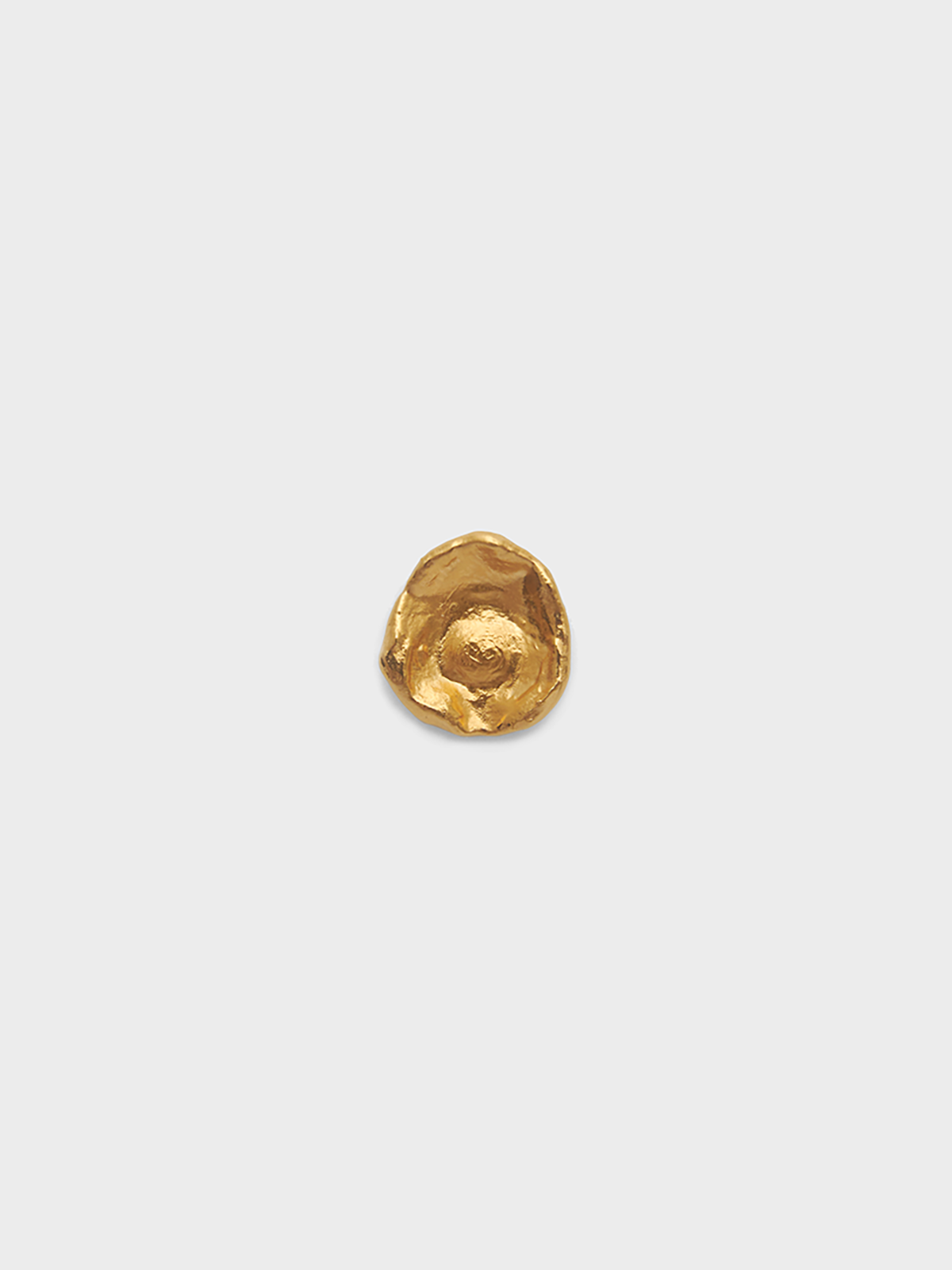 Lea Hoyer - Clam Earring with Gold Plating