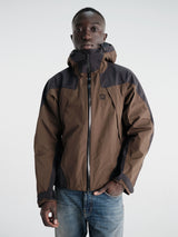 66 North - Dyngja Shell Jacket in Humus