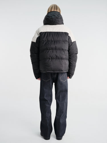 66 North - Tindur Short Down Jacket in Black Crystal