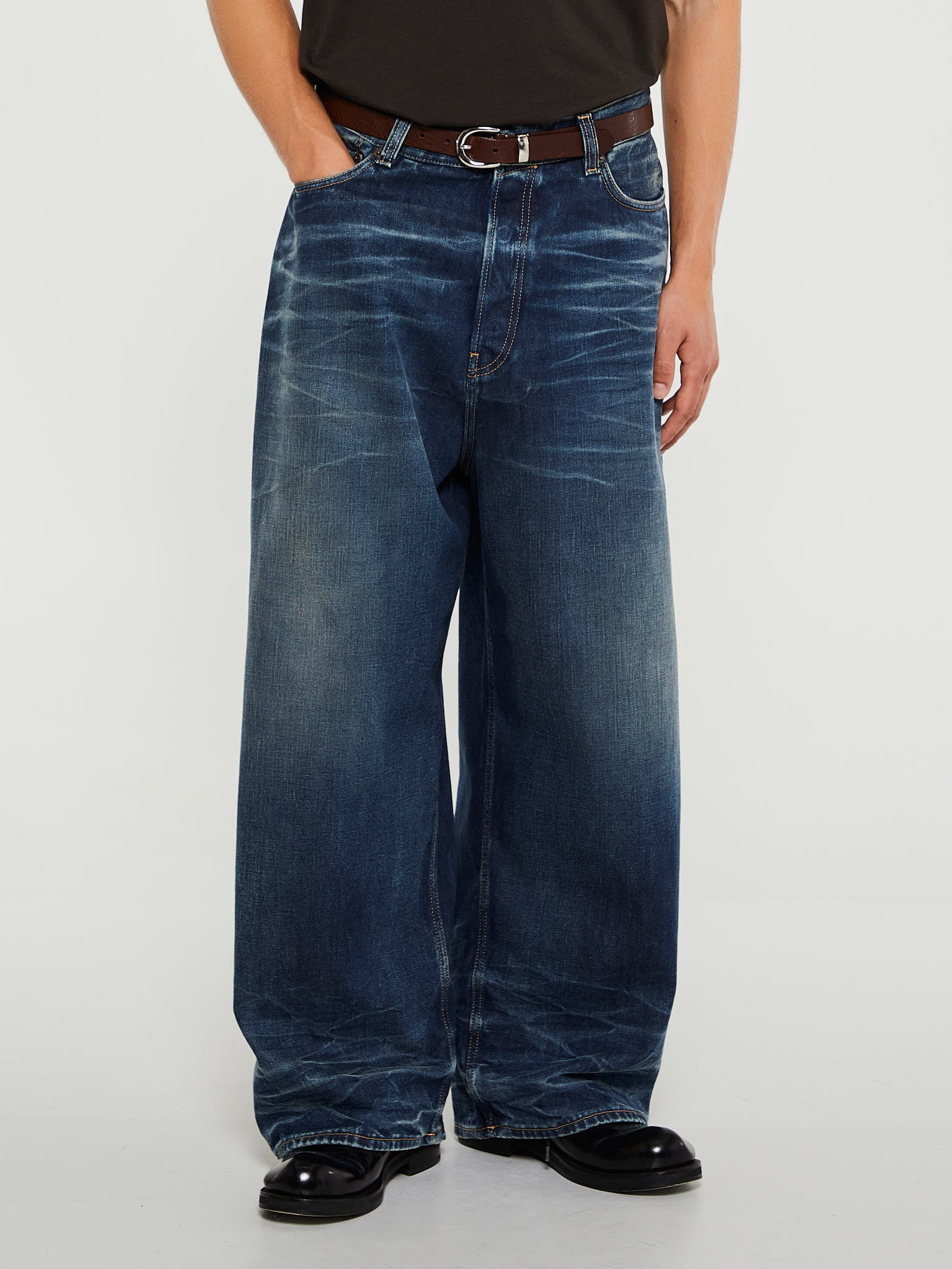2023M Super Baggy Fit Jeans in Mid Blue