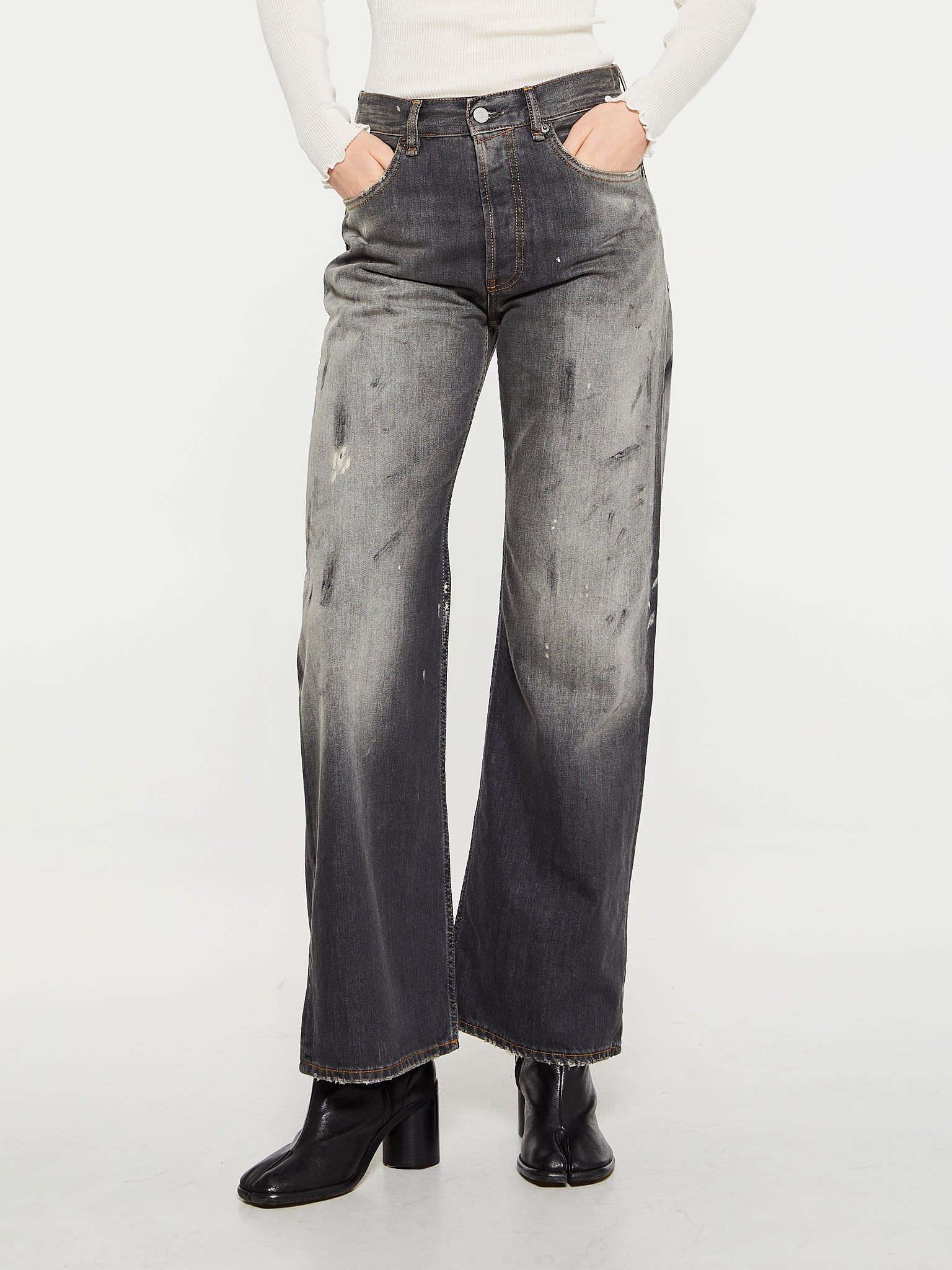 Acne Studios - 2021F Loose Fit Jeans in Black Trafalgar