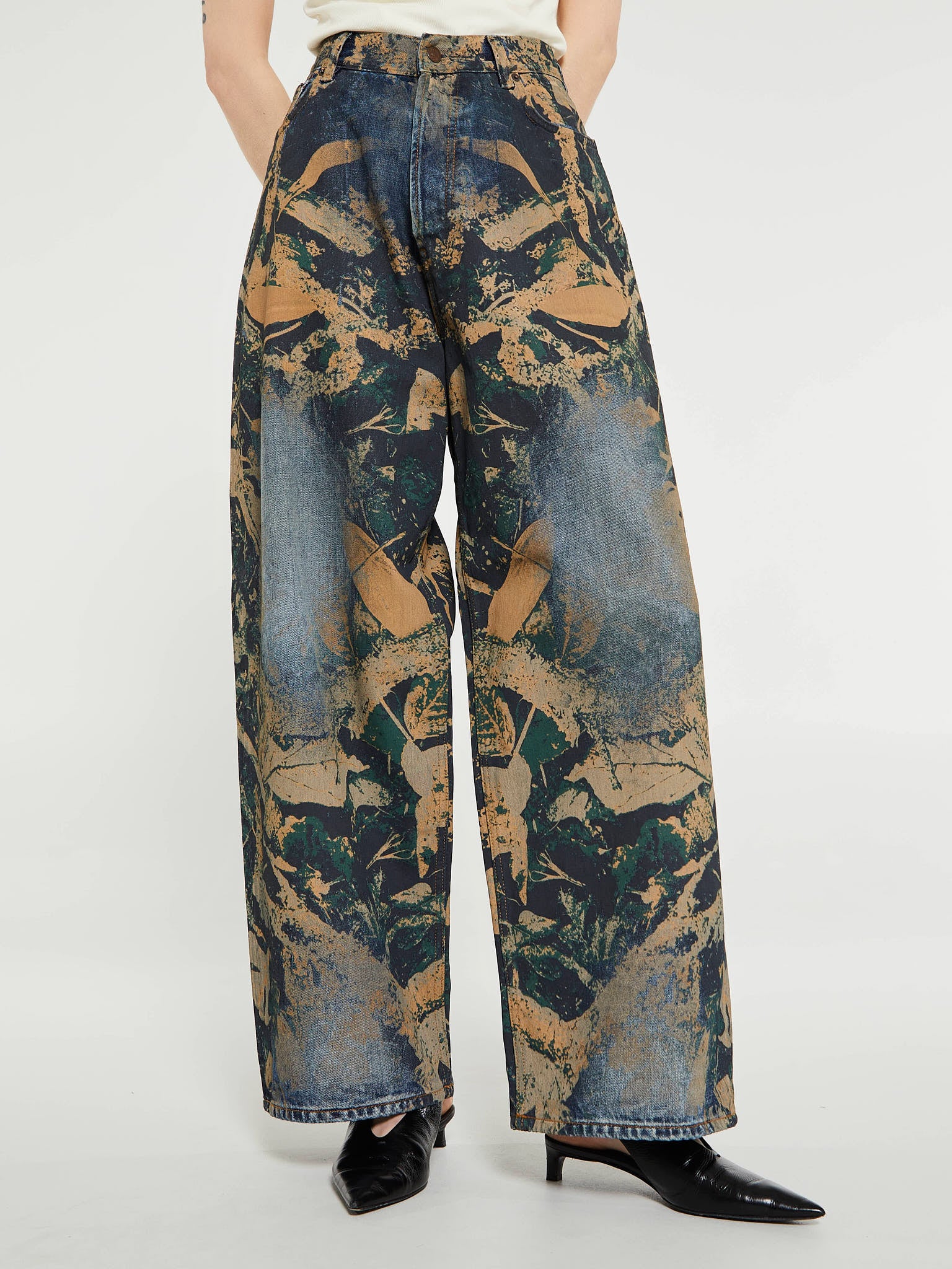 2023 Super Baggy Jeans in Mossy Oak