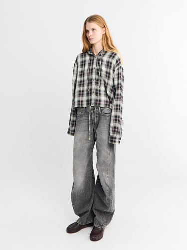 2006F Loose Fit Jeans in Washed Black