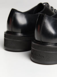 Acne Studios - Leather lace-up shoes in Black
