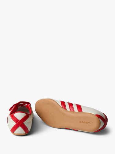 Adidas - Tokyo MJ Sneakers in Crewht, Red and Goldmt