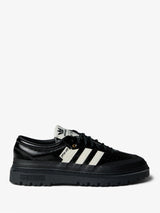 Adidas - Samba LX Freizeit SFTM Sneakers in Core Black and Off White