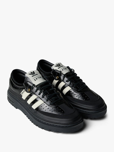 Adidas - Samba LX Freizeit SFTM Sneakers in Core Black and Off White