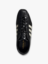 Adidas - Japan Lux W Cblack/Crewht/Goldmt in Core Black