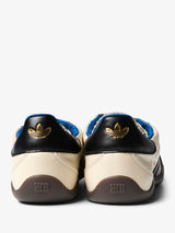 Adidas - Wales Bonner Karintha OG Sneakers in Wonder White, Core Black and Lush Blue