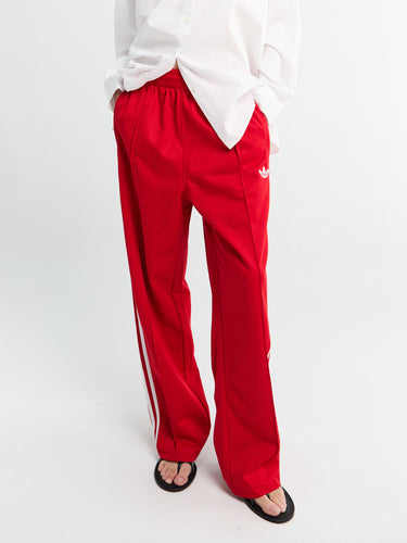 Adidas - OS Trackpants in Better Scarlet