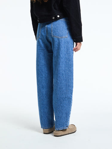 AF Agger - Barrel Jeans in Washed Blue