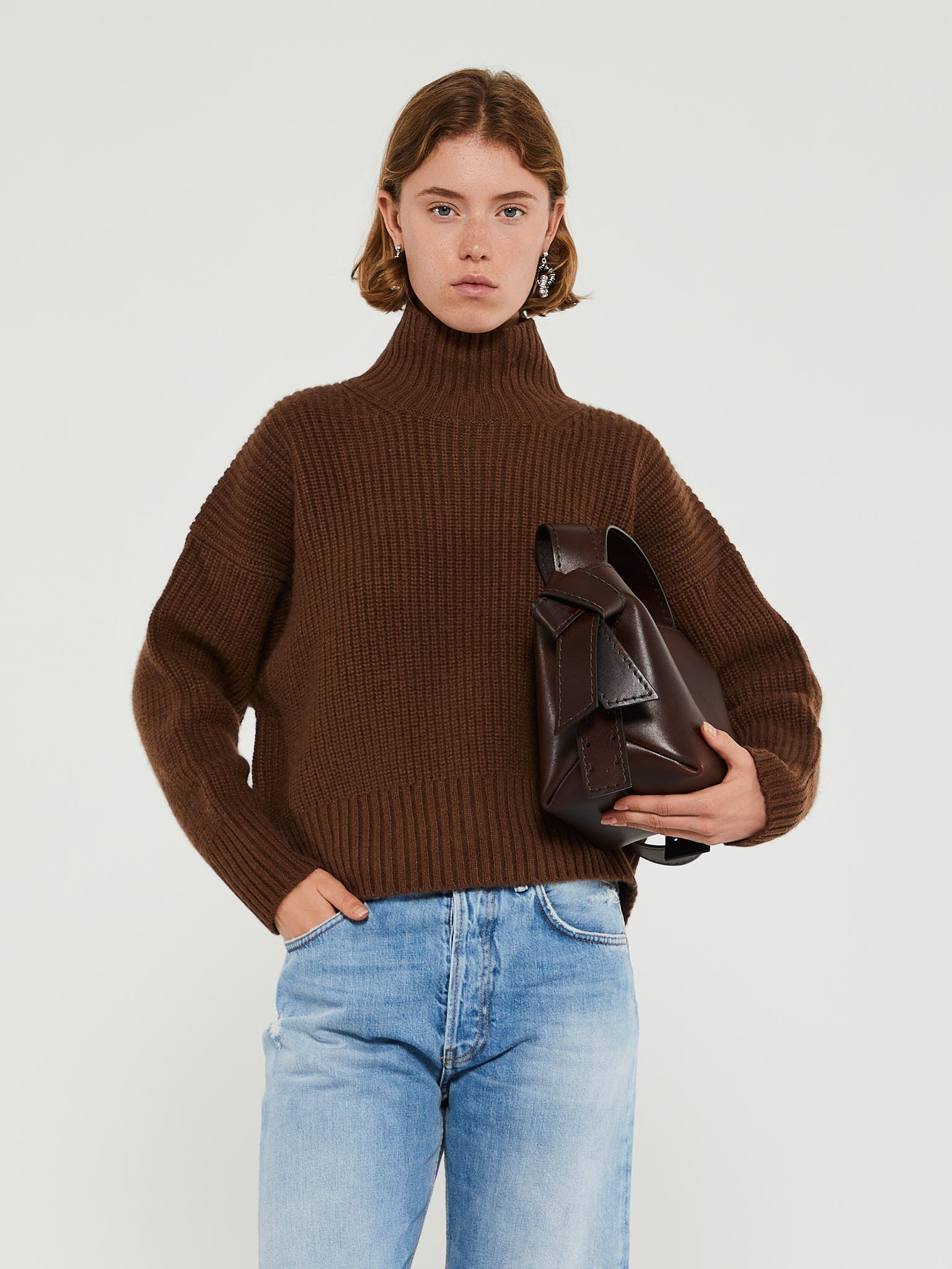 Hera Knit in Brown