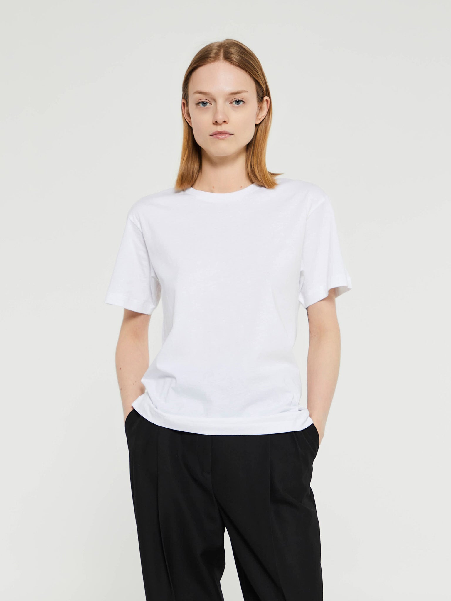 Aiayu - Classic Circular T-Shirt in White