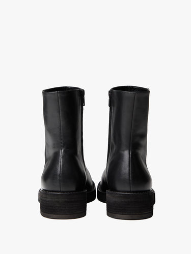 Ann Demeulemeester - Helfred Ankle Boots With Zip Grained Shiny Calf Sk in Black