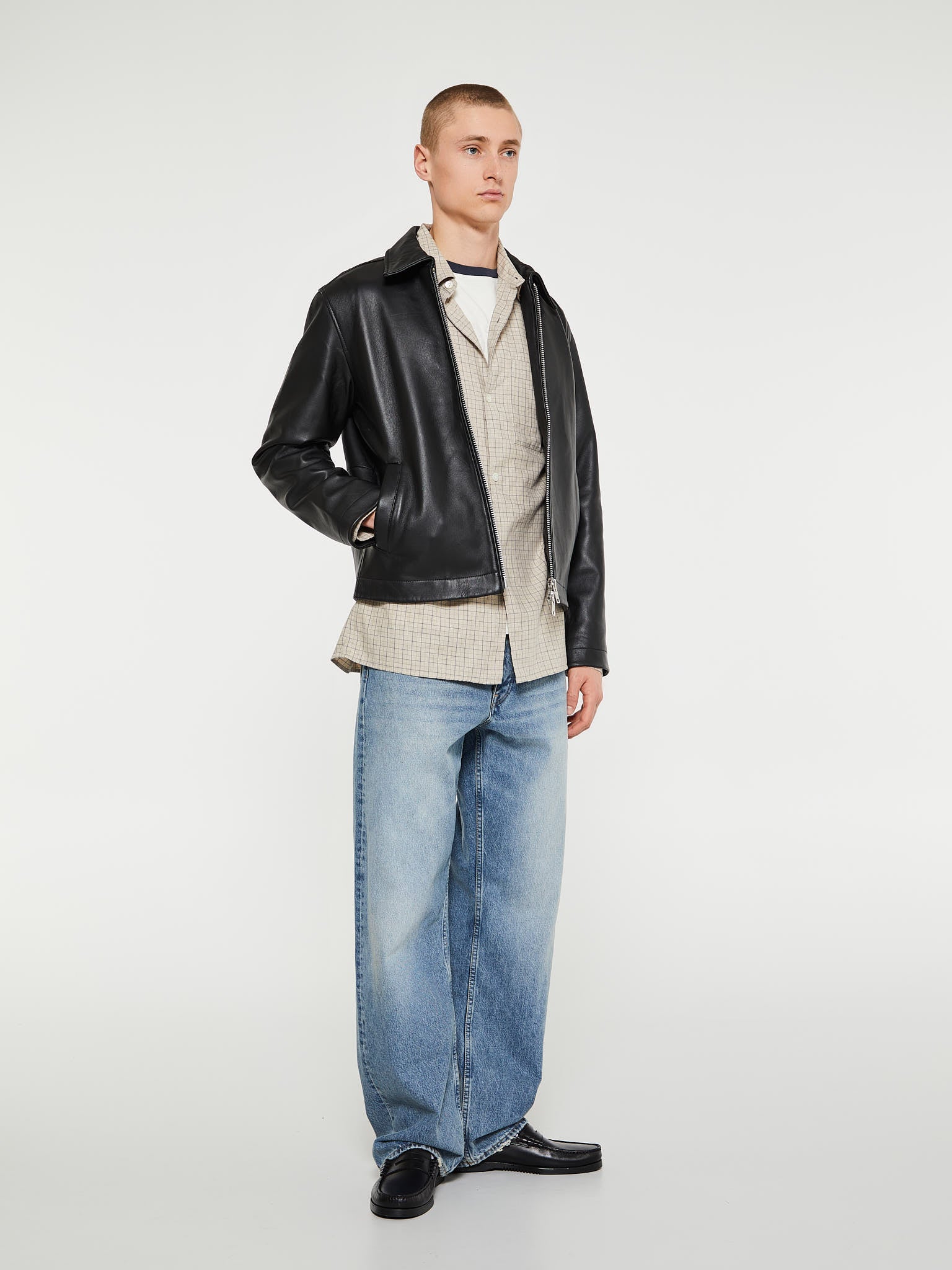 Another Aspect | Discover the selection of Another Aspect at stoy