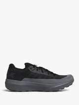 Arc'teryx - Norvan LD 4 in Black and Graphite