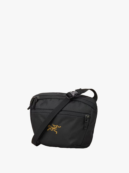Arc'teryx - Mantis 2 Waist Pack in 24K Black – Stoy