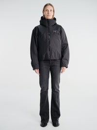 Arc'teryx - Altira Insulated Cropped Jacket W in Black