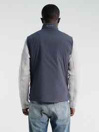 Arc'teryx - Atom Vest M in Black Sapphire