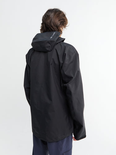 Arc'teryx - Beta Gore-Tex Jacket in Black
