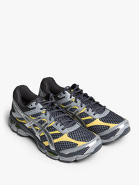 Asics - Gel-Cumulus 16 Sneakers in Carrier Grey and Pure Silver