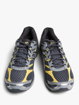 Asics - Gel-Cumulus 16 Sneakers in Carrier Grey and Pure Silver