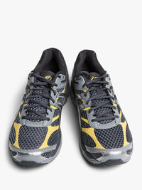 Asics - Gel-Cumulus 16 Sneakers in Carrier Grey and Pure Silver