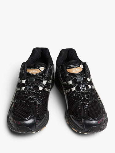 Gel-Nimbus 10.1 Sneakers in Black and Clay Grey