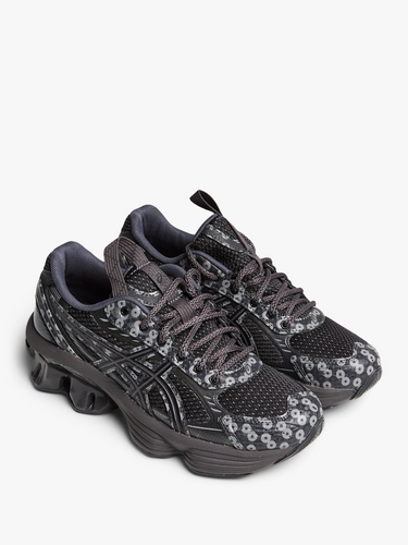 Asics - US7-S Gel-Kinetic Fluent Sneakers in Obsidian Grey and Graphite Grey