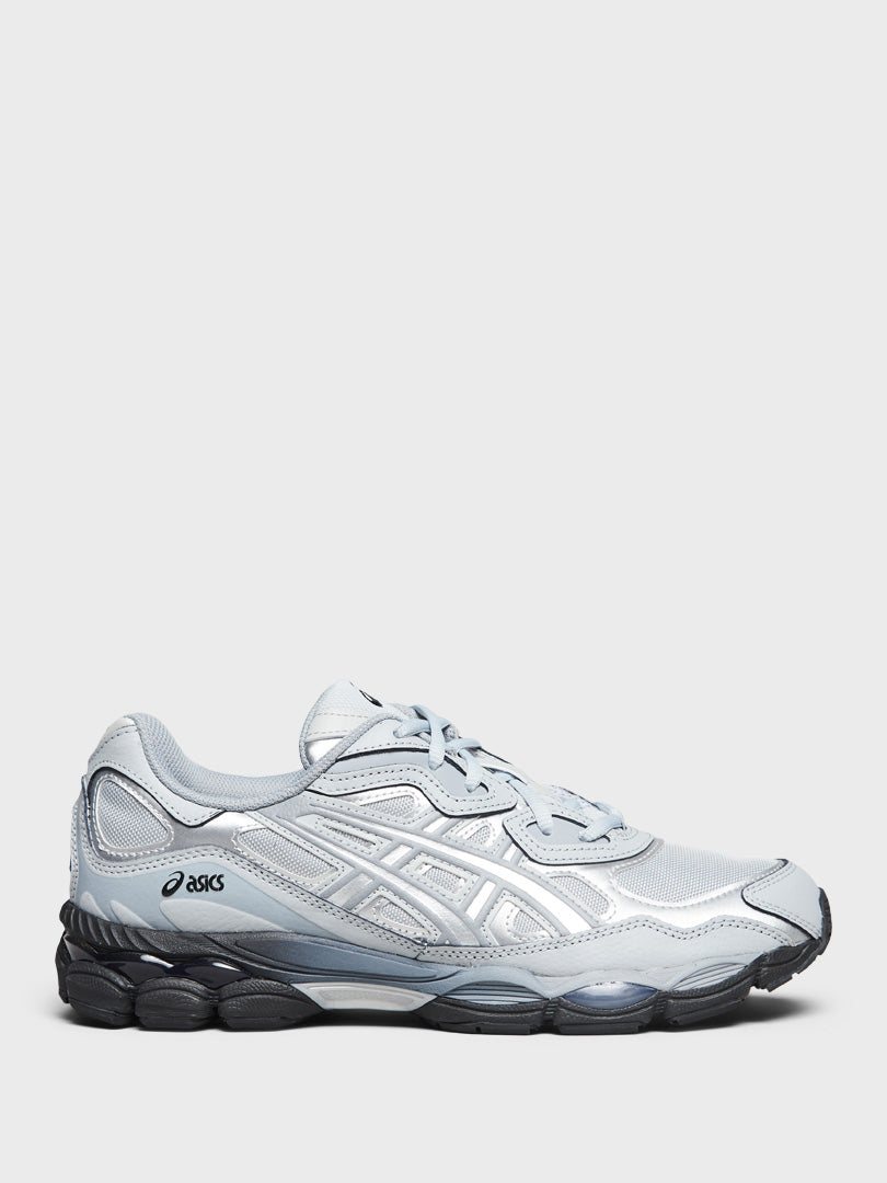 Asics - Gel-NYC Sneakers in Mid Grey and Sheet Rock