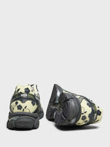 Asics - GEL-Cumulus 16 SSCB Sneakers in Ivory and Black