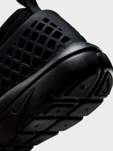 Nike - Nike Rejuven8 Run SP in Black and Black Sail
