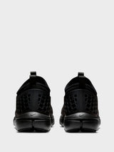 Nike - Nike Rejuven8 Run SP in Black and Black Sail