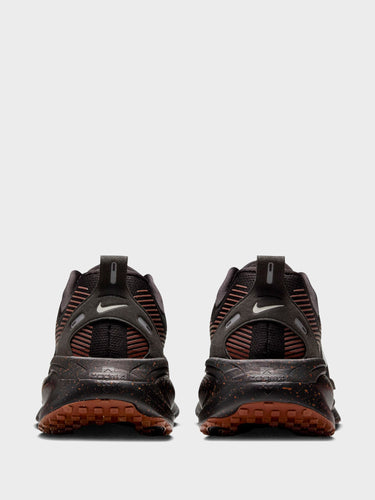 Nike - Vomero 18 Sneakers in Black, Ironstone and Velvet Brown