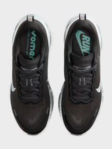 Nike - Vomero Plus Sneakers in Anthracite, Reflect Silver and Cannon White