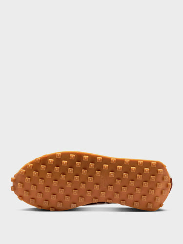 Nike - W LD-1000 PRM Sneakers in Phantom, Cacao Wow Sail Safety Orange