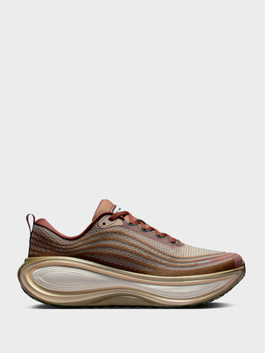 Nike - Nike Vomero Plus in Off Noir/Pecan-Phantom-Natural