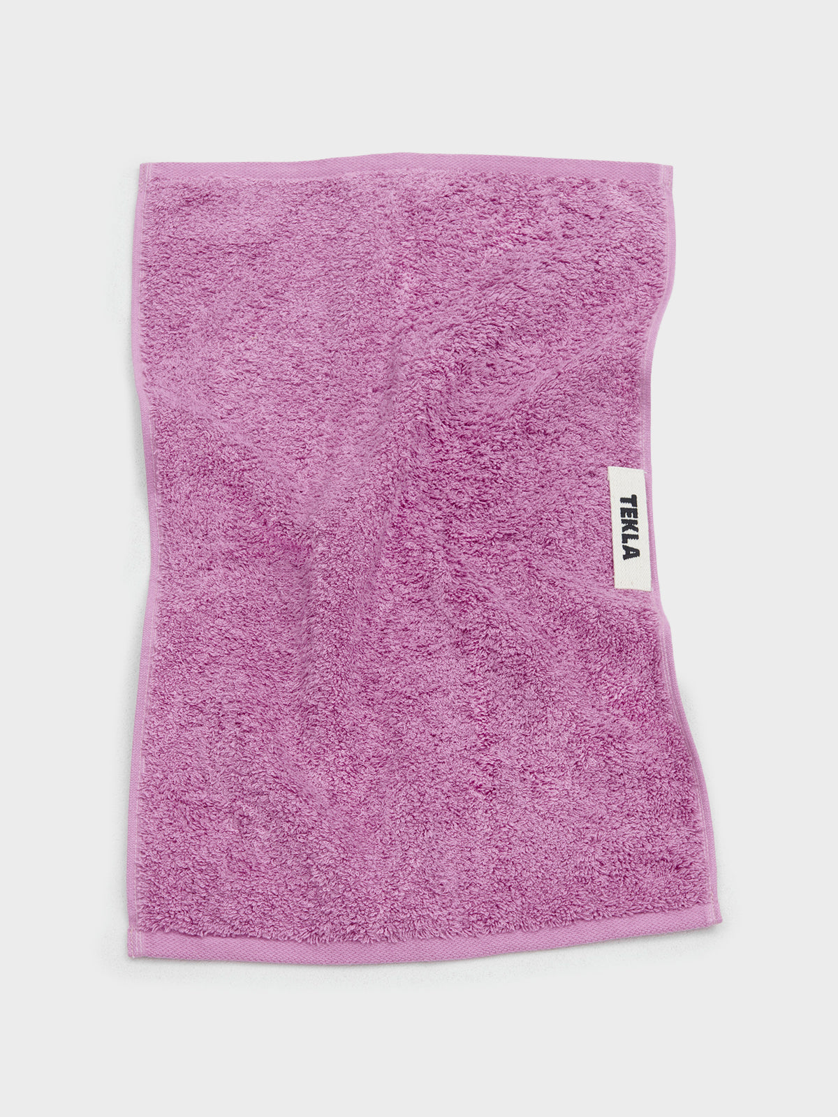 Tekla - Bath Towel in Magenta